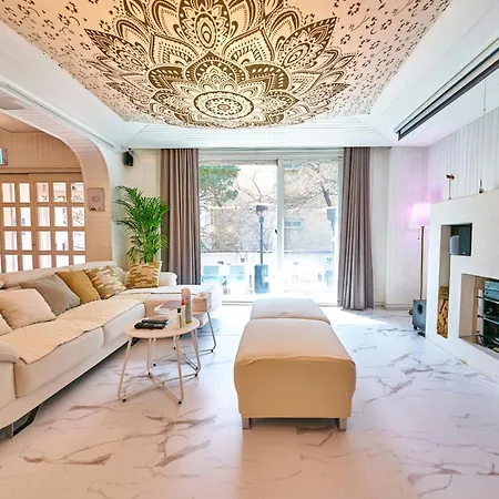 Sg Tailored Service Home Near Metro Seoul Exterior photo